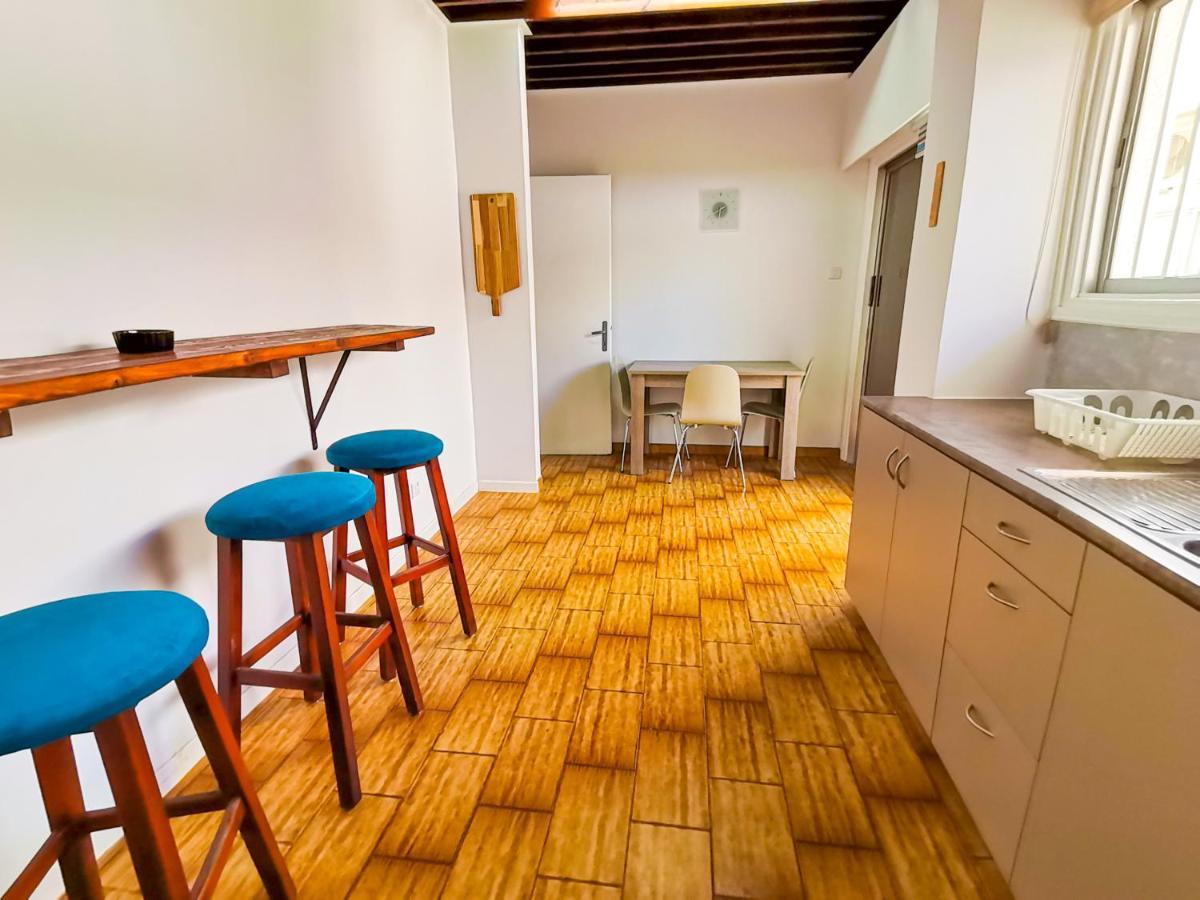 Central Square Nomadic Rooms لارنكا المظهر الخارجي الصورة