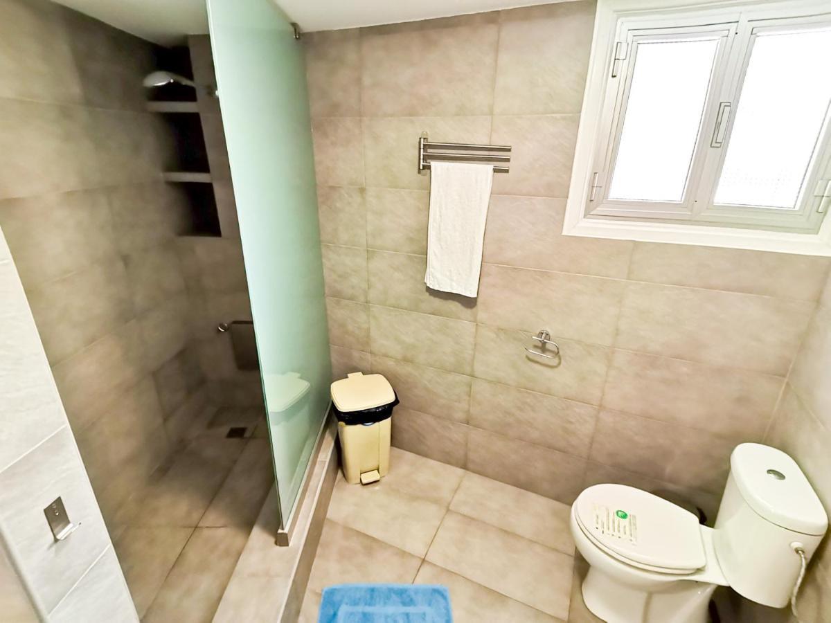 Central Square Nomadic Rooms لارنكا المظهر الخارجي الصورة